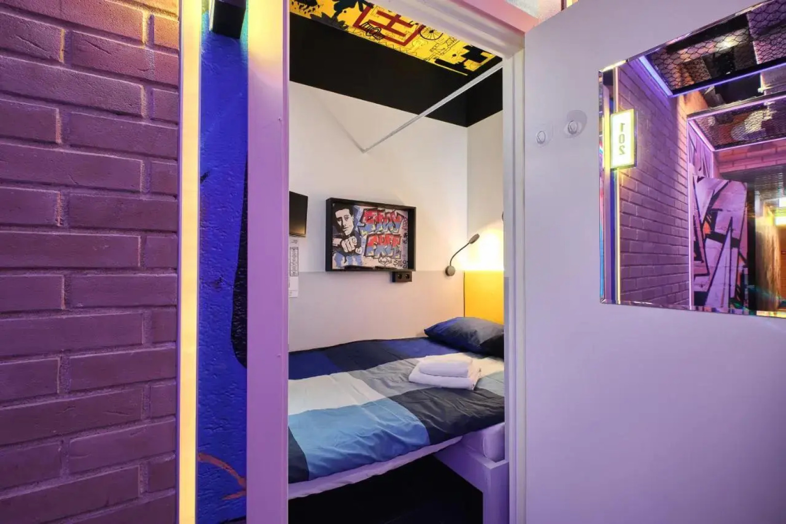 Капсульный отель СтритАрт