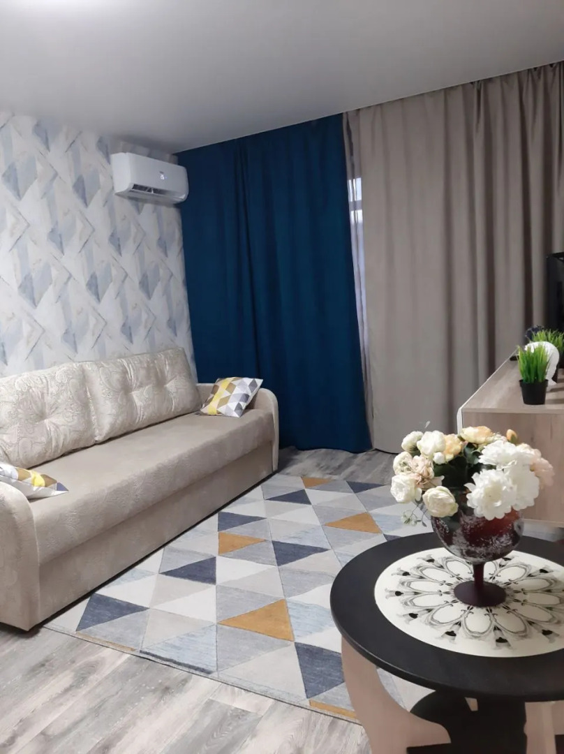 Апартаменты 2-комнатные в Центре Города на Феоктистова