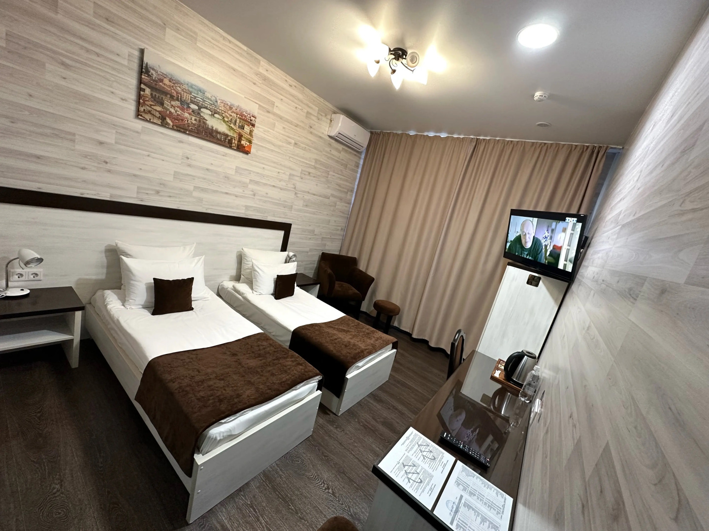 Отель Red Fox на Взлётной 2е