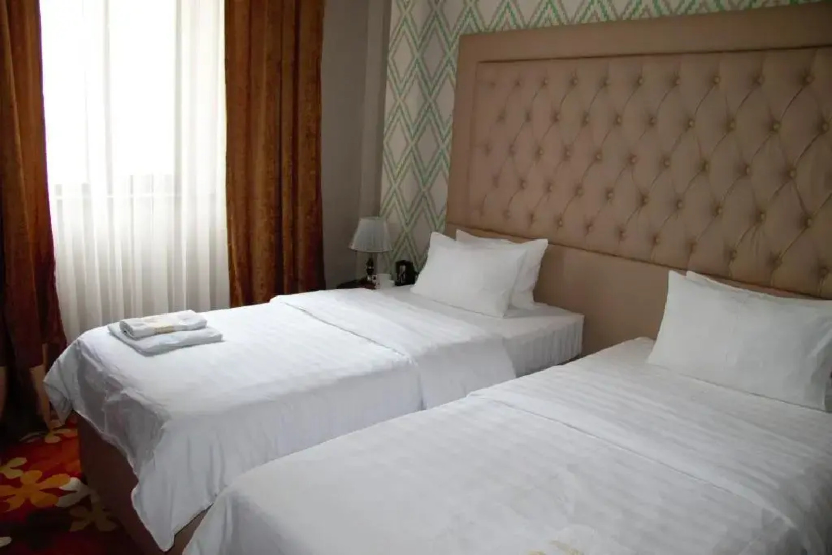 Отель De Luxe Plaza