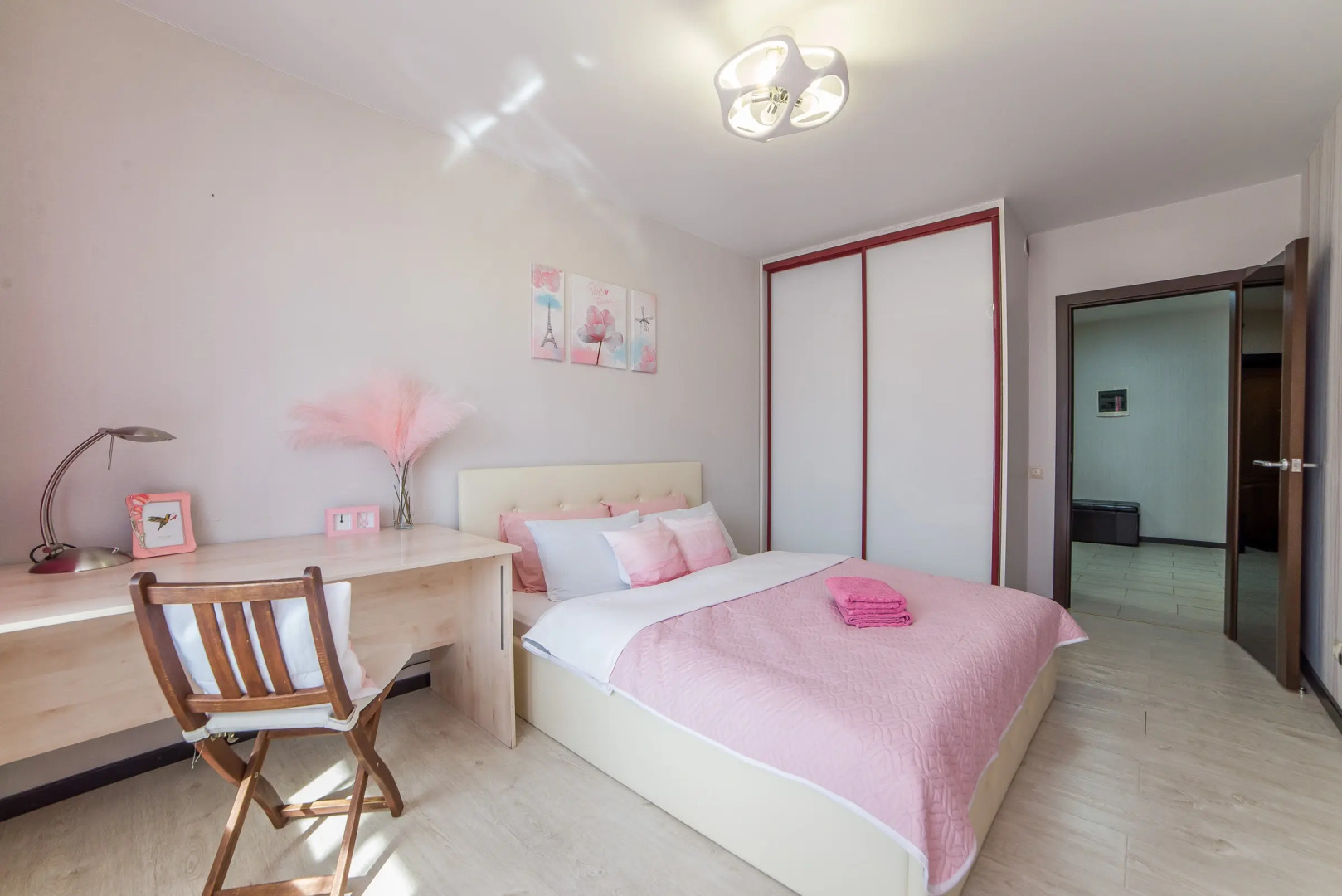 Апартаменты Двухкомнатные на Радищева 33