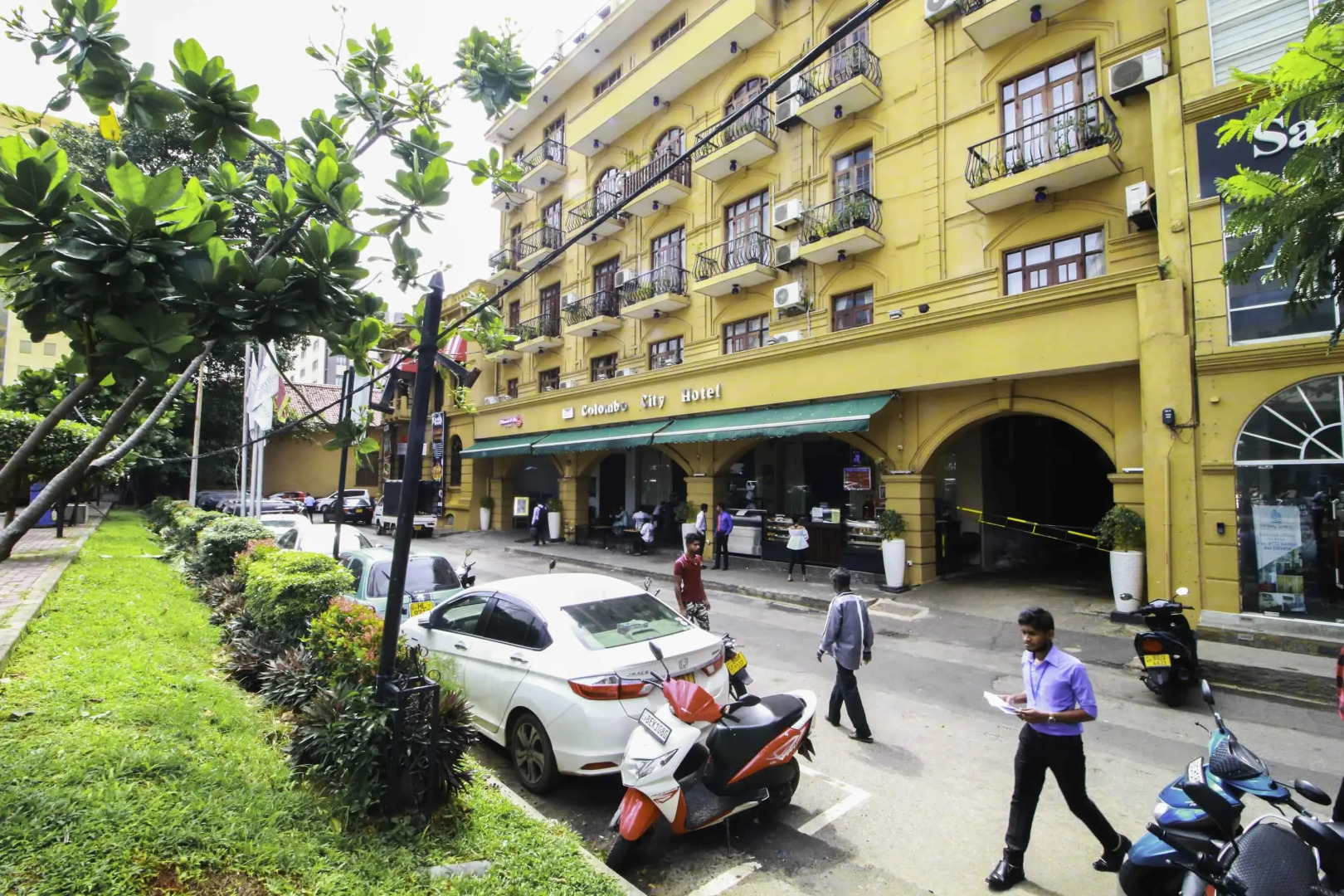 Отель Colombo City Hotels