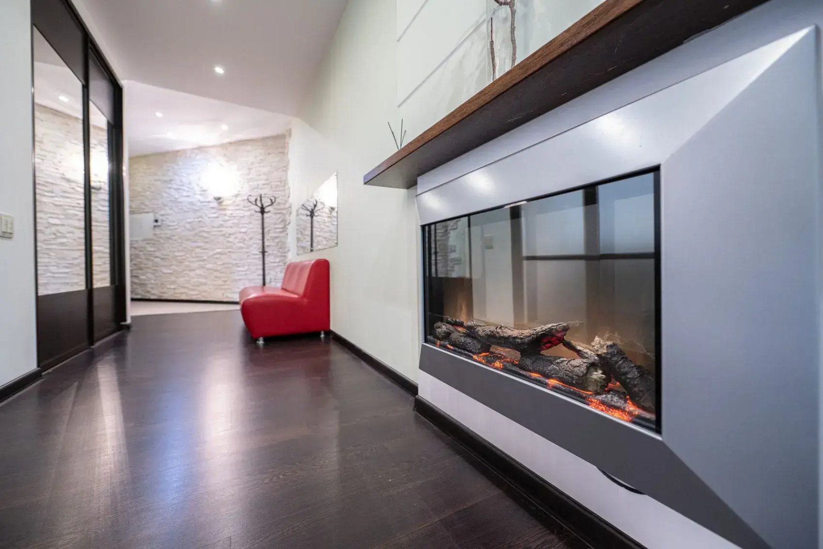 Апартаменты Пять Звёзд Большая с Кондиционерами и камином