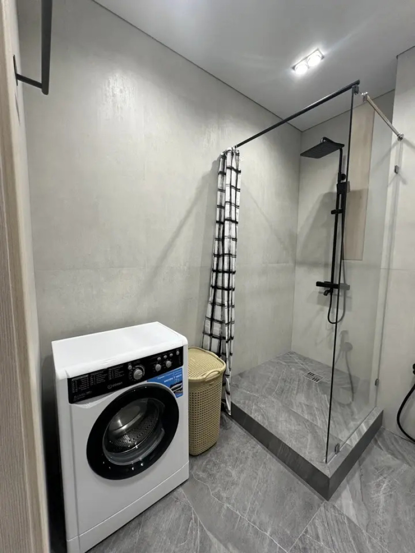 Апартаменты Бизнес Класса на Комарова