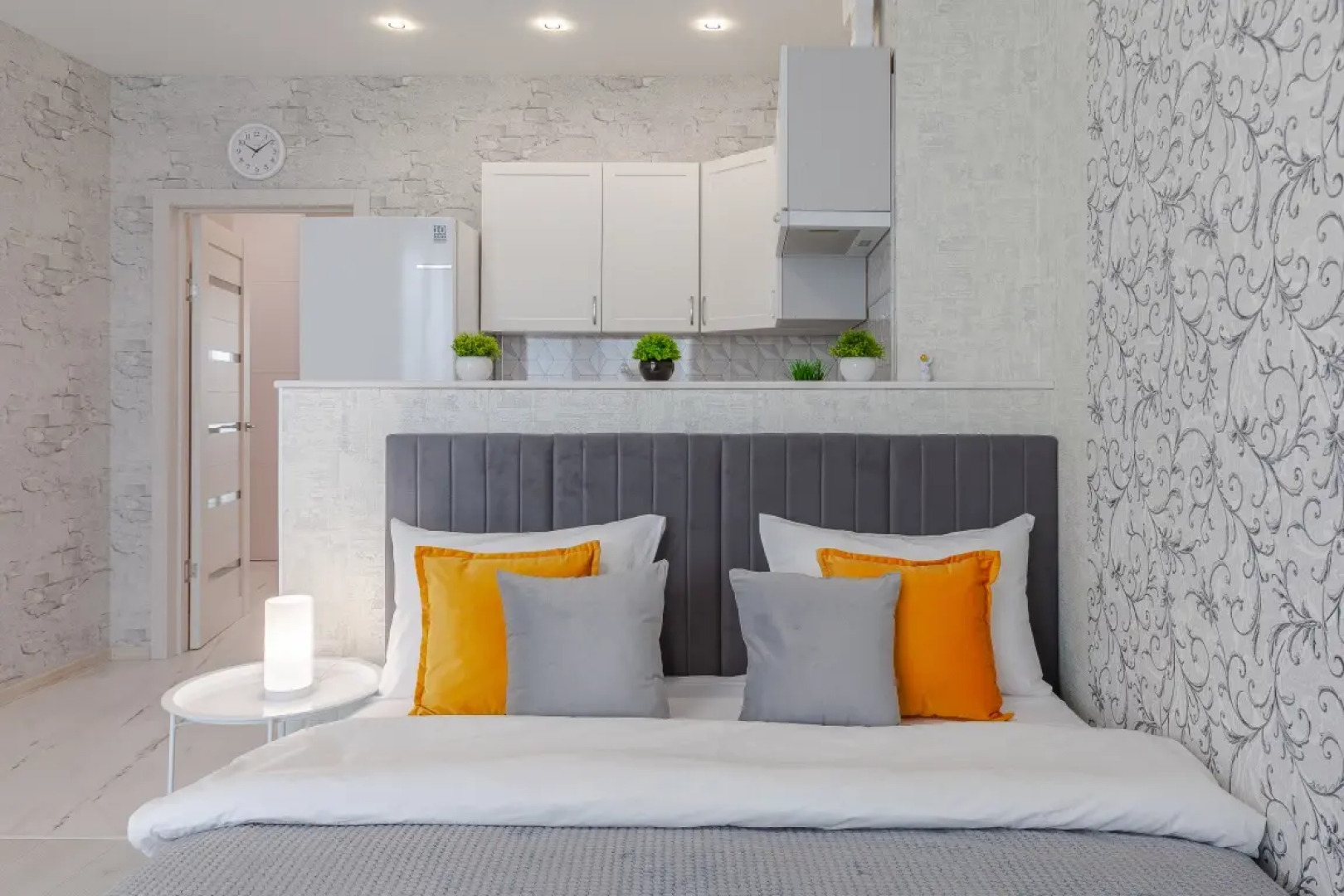 Апартаменты RentPlaza Галактика 1