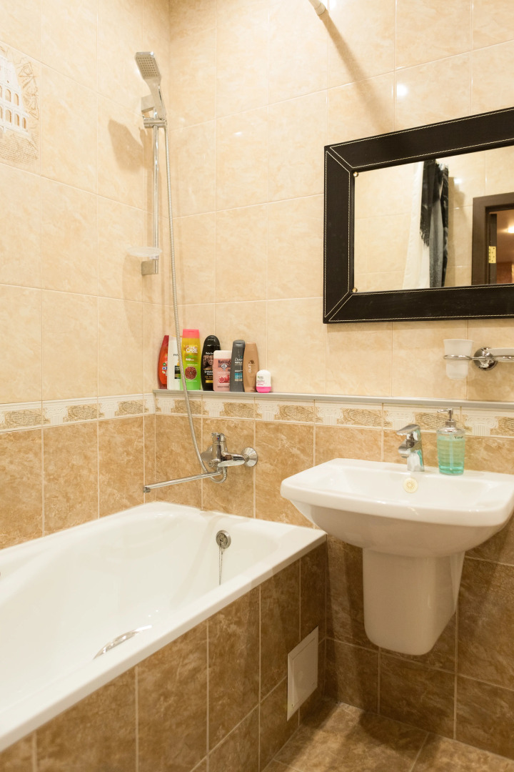 Bulvar 60-Letiya Pobedyi 10 Apartments