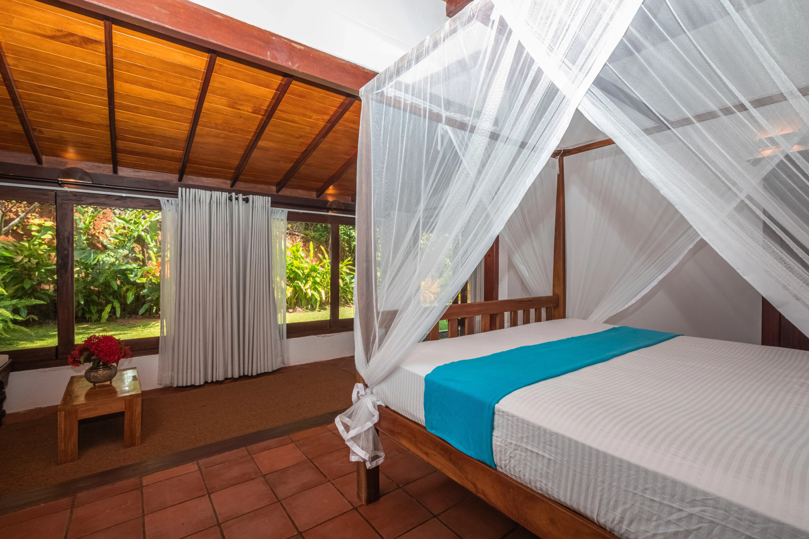 Вилла South Point Cottage 3 bedrooms Lake front