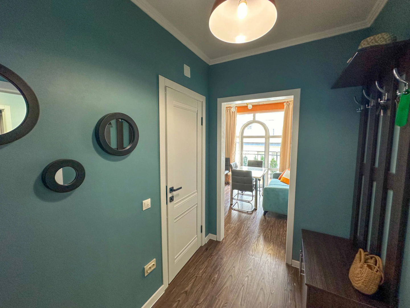 Апартаменты Перелетная 22