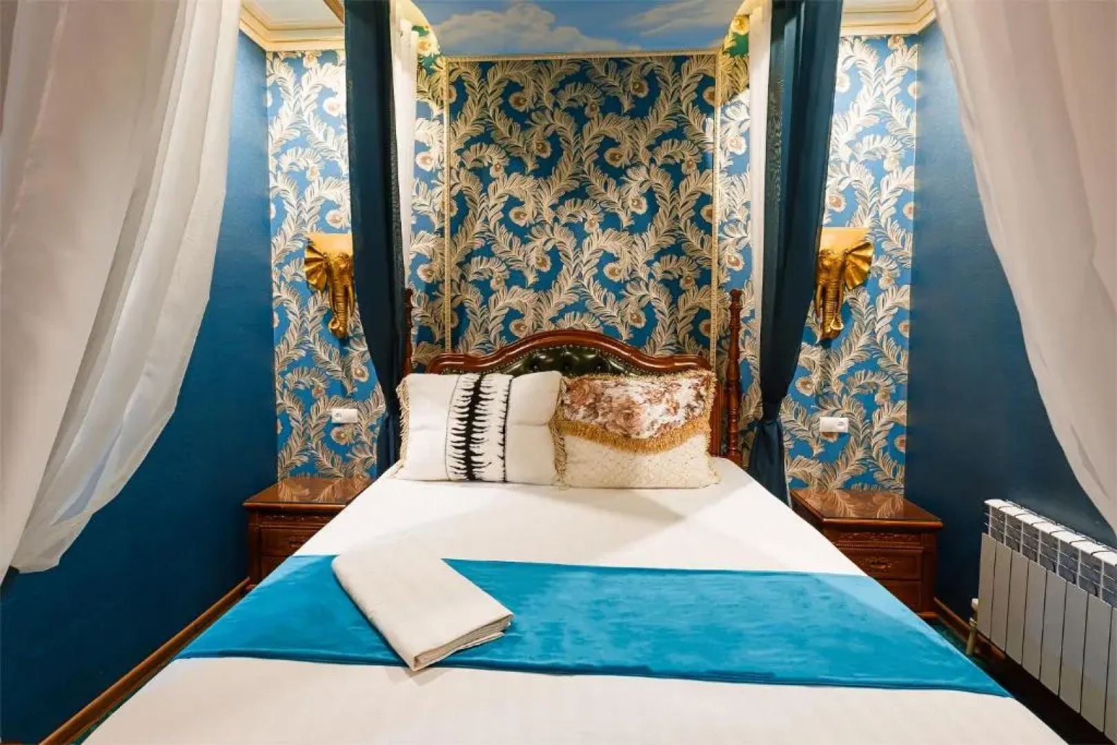 Отель Salut Almaty