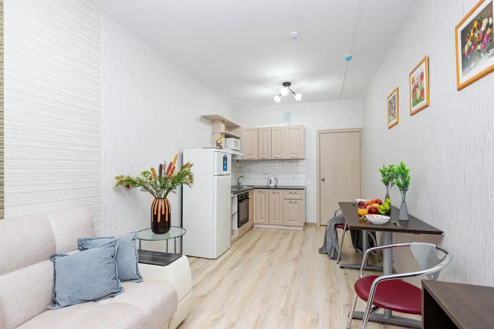 Апартаменты Cosmos Apart на Революции 48 В (1)