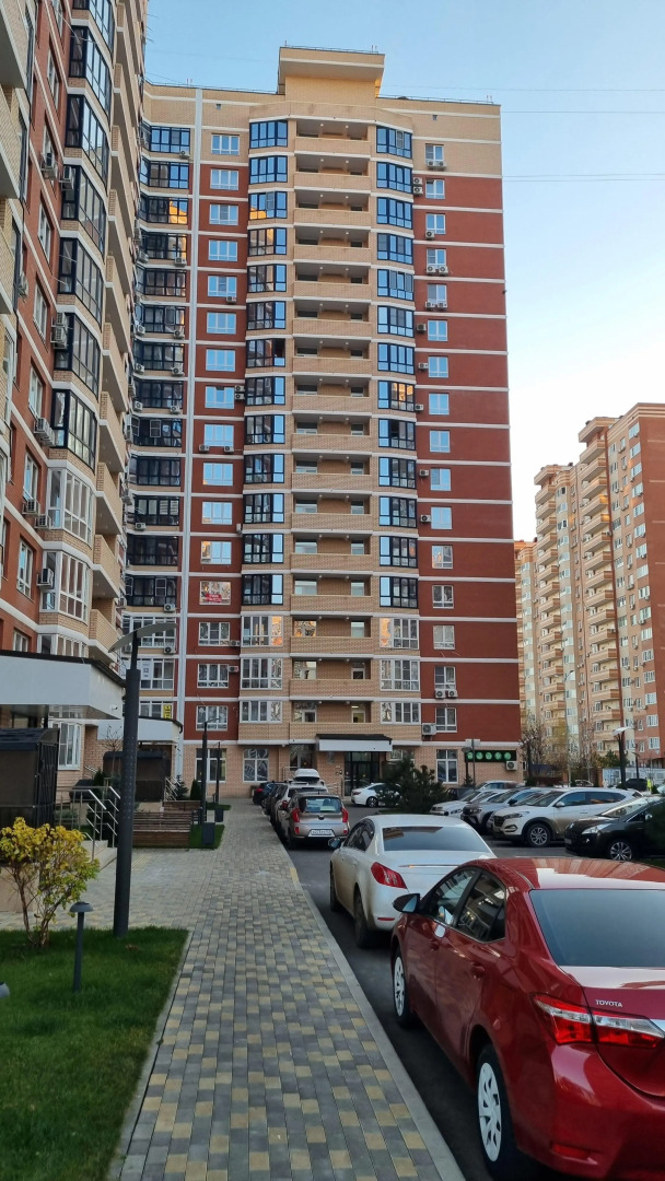 Апартаменты на 16 этаже с видом на парк Галицкого