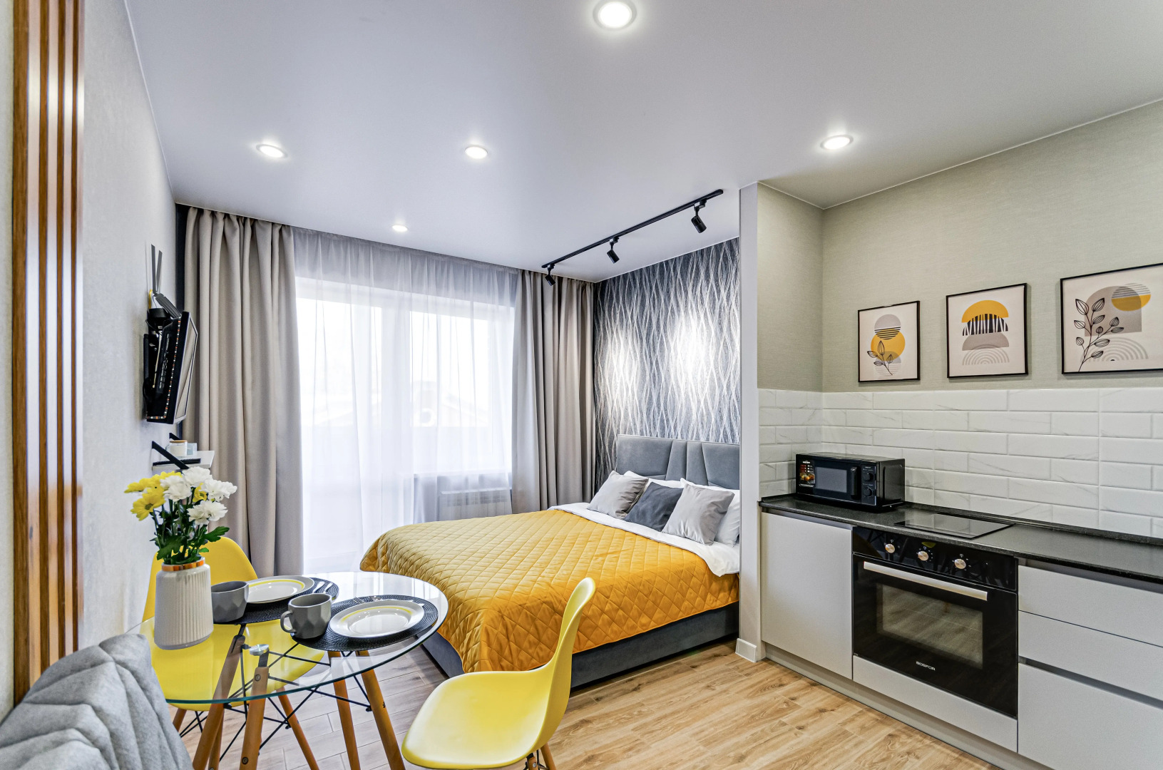 Апартаменты Sunny Sky Studio