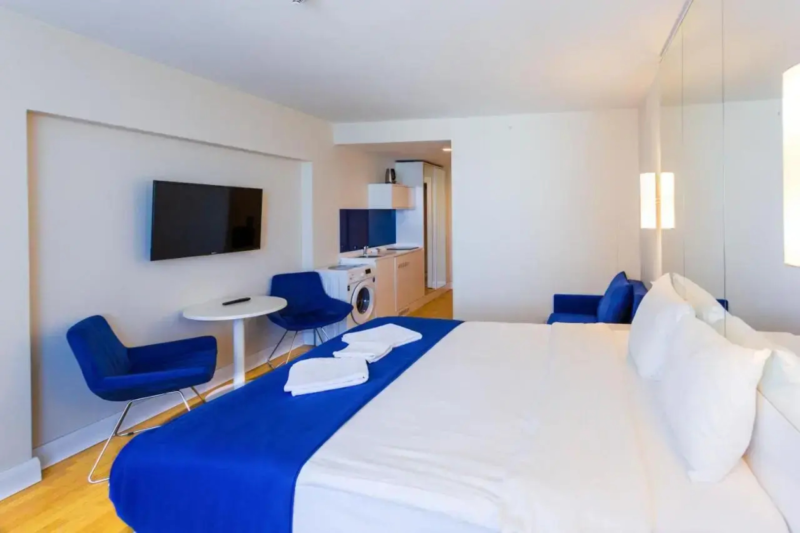 Апарт-отель Central Hotel Orbi City Batumi block ABC