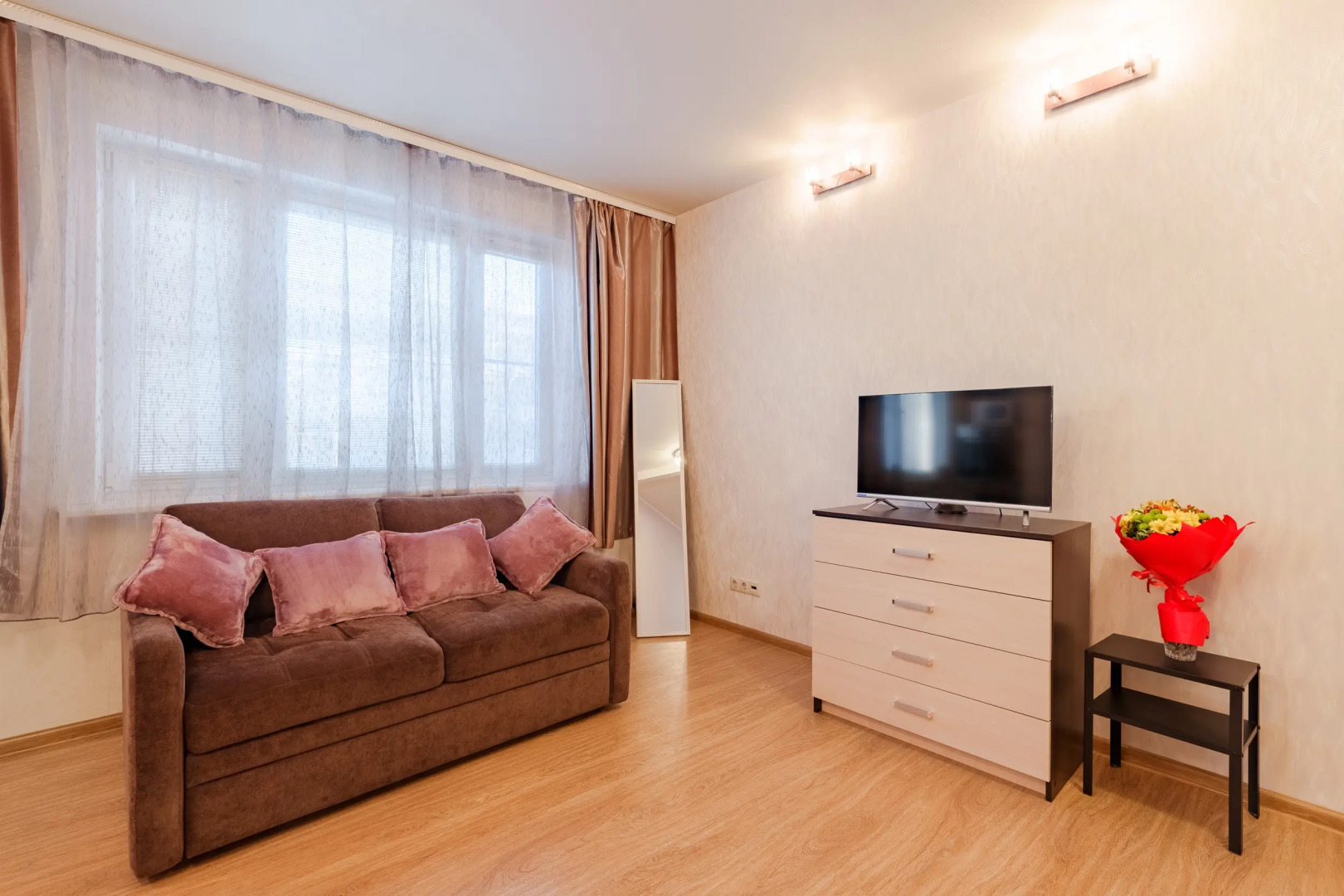 Квартира Толстой Энгельса