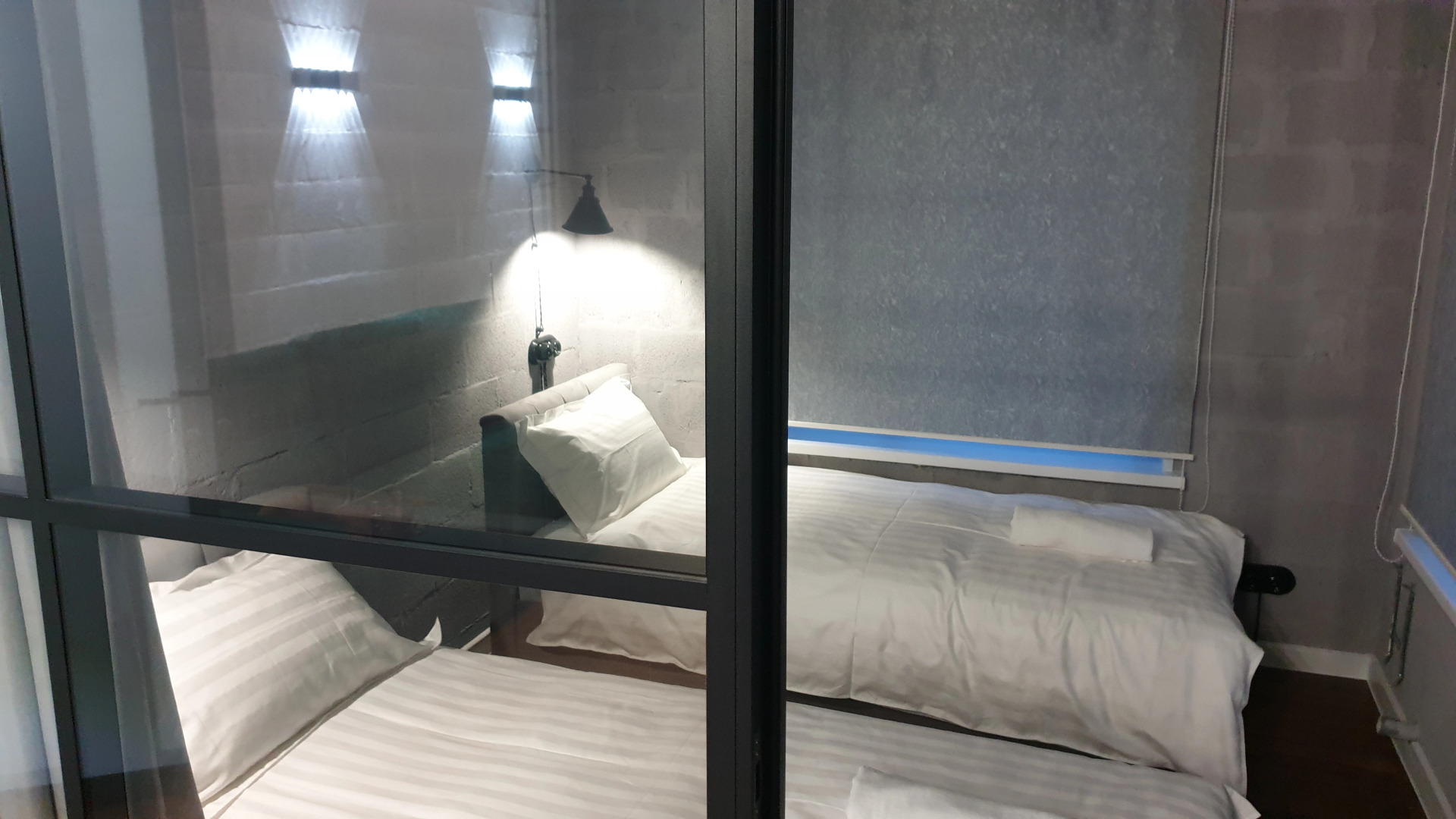 Апартаменты Green Lamp Downtown