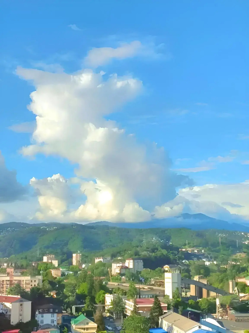 Квартира Студия с видом на горы Happy Moments