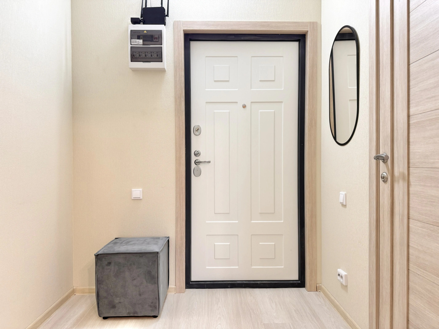 Квартира Hugge Place [Объект 185]