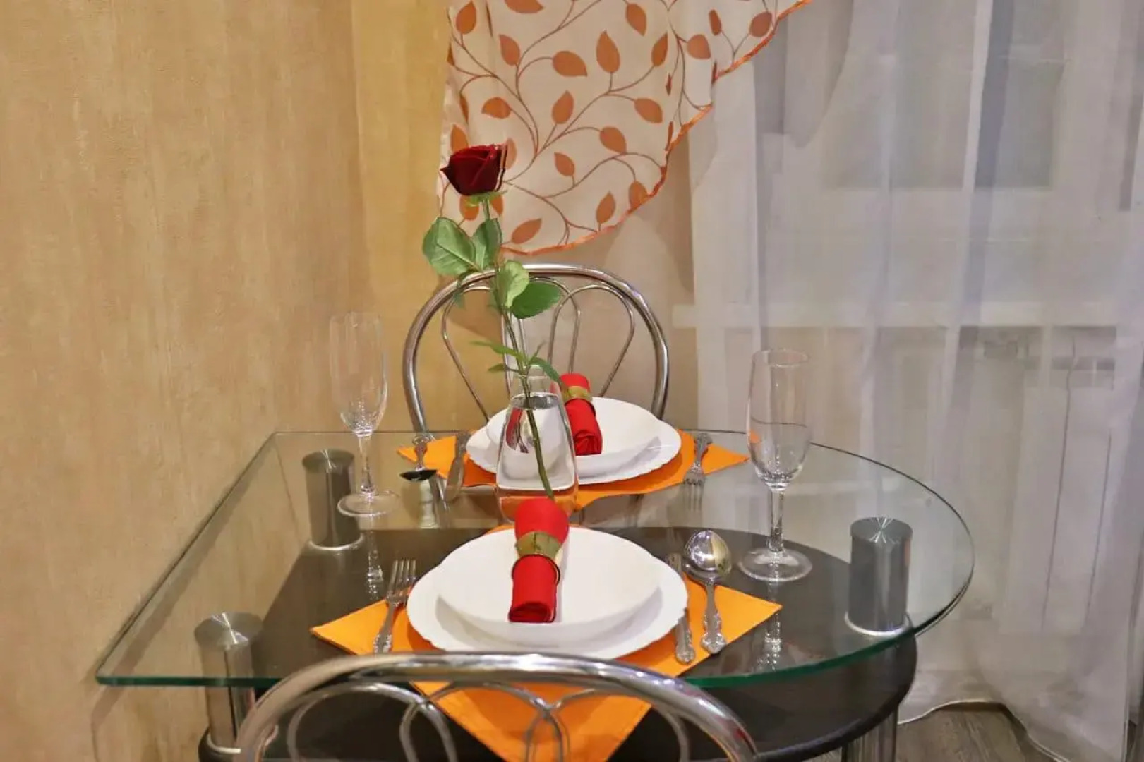 Апартаменты Уютные на улице Коммунаров