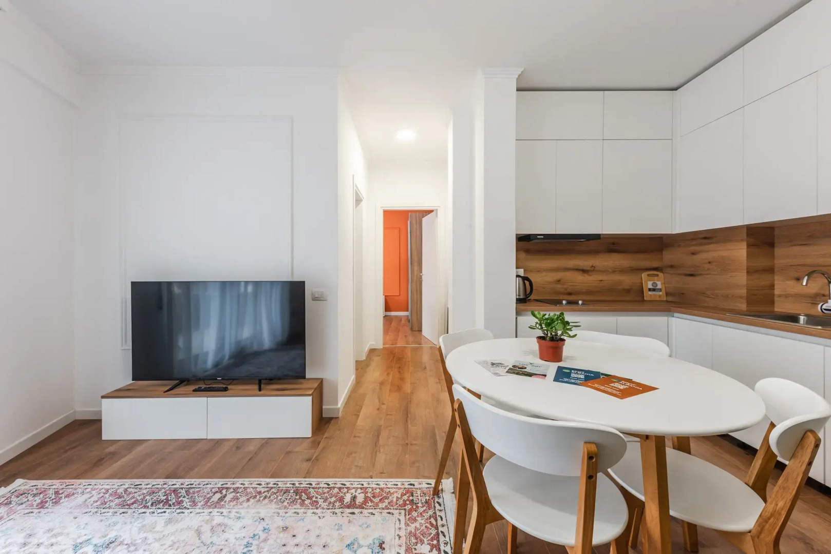 Апартаменты City Central Apartment