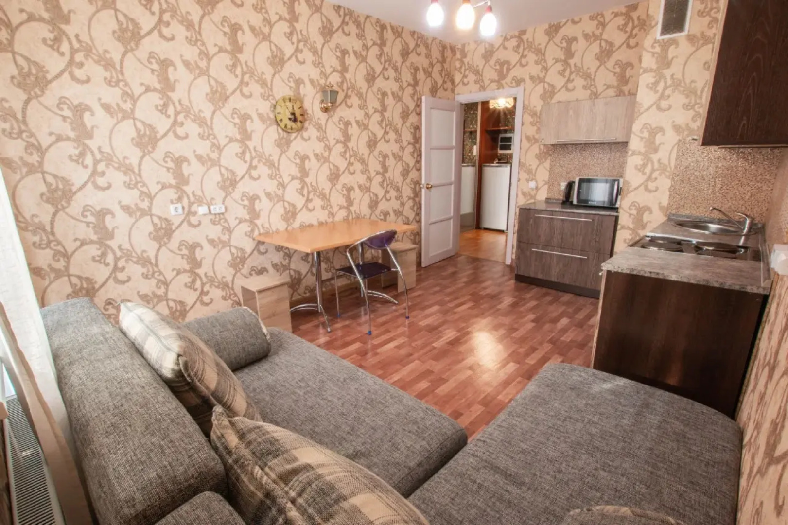 Апартаменты на 9 мая 83