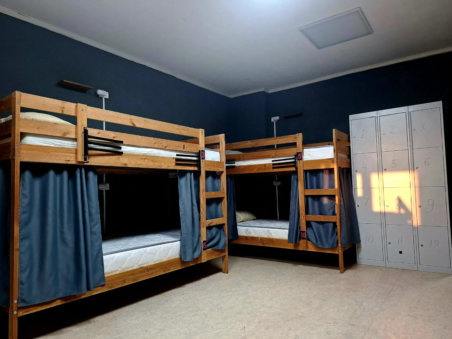 Хостел Гости