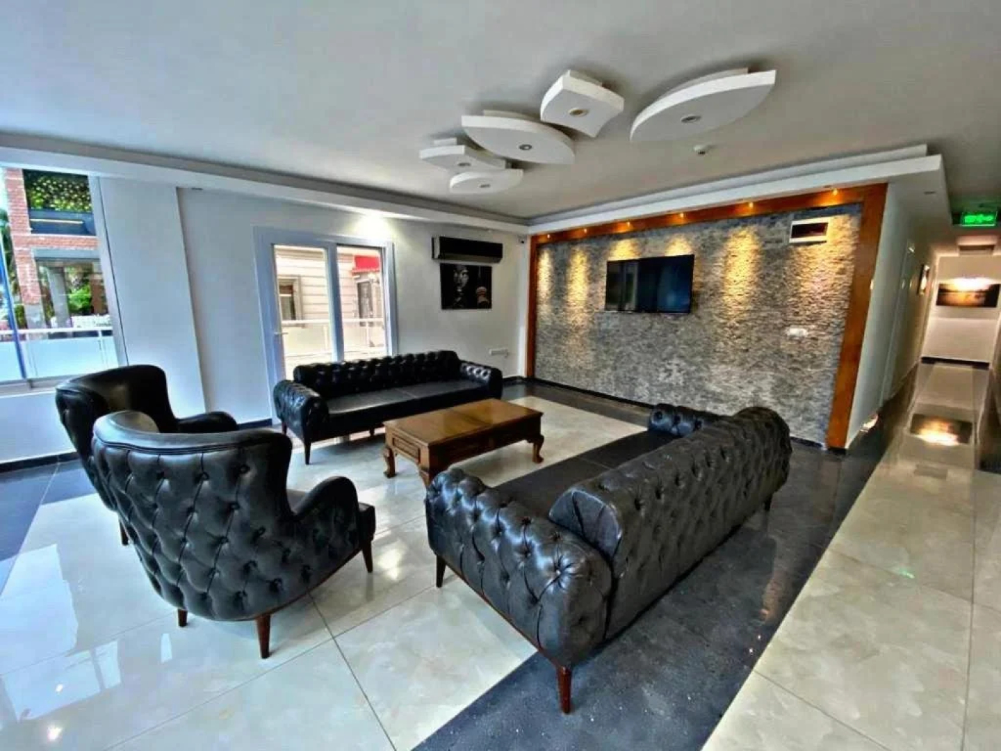 Lotus Hotel