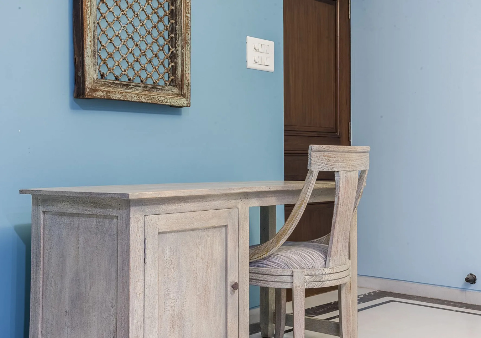 Отель The Almond Tree