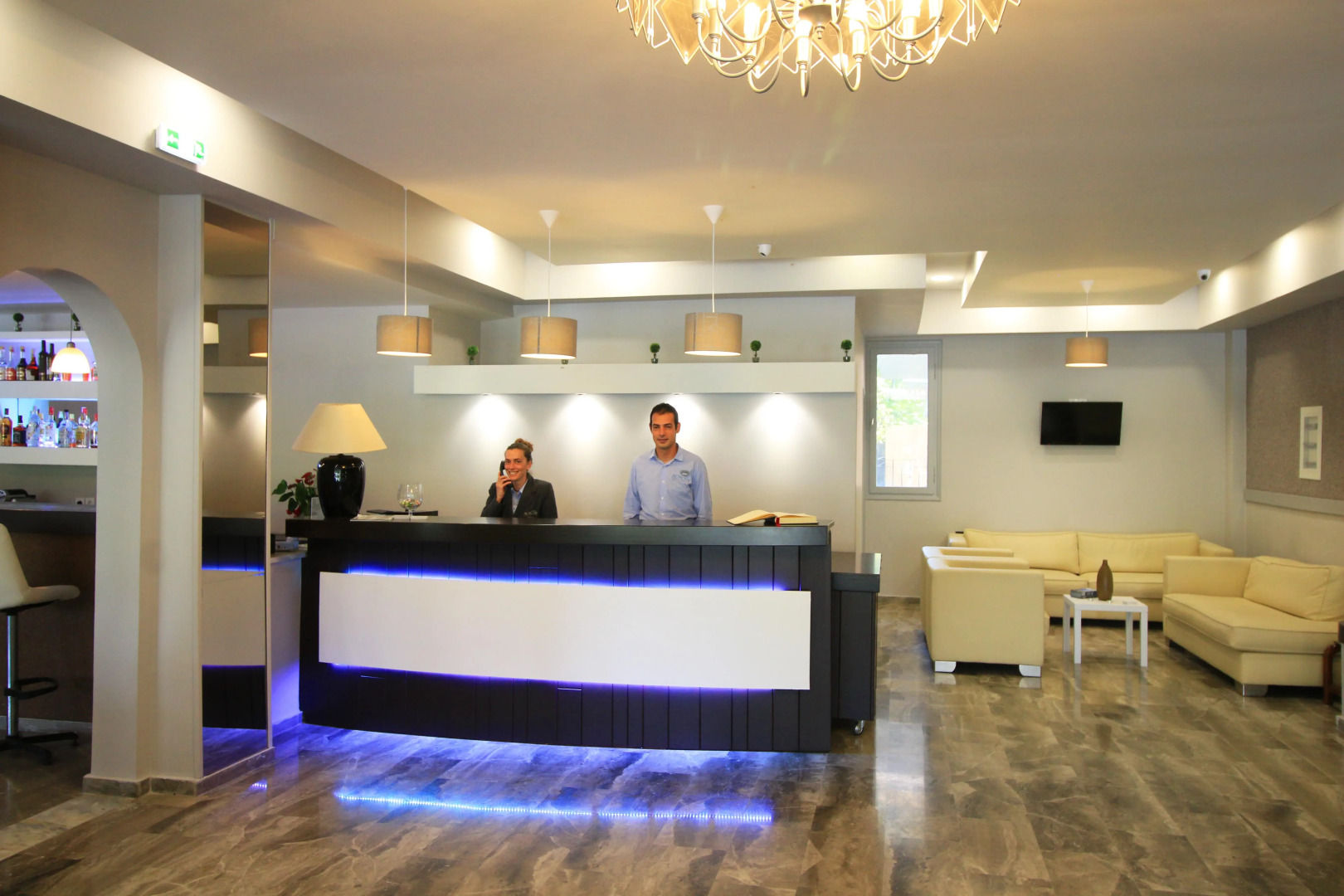 Отель Silver Bay