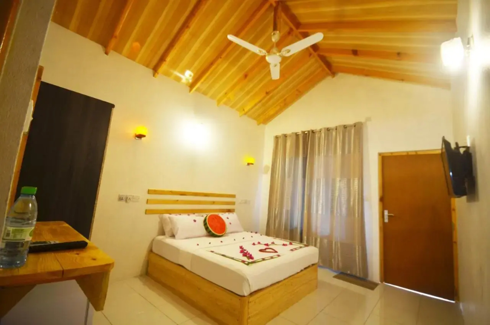 Отель Resten inn