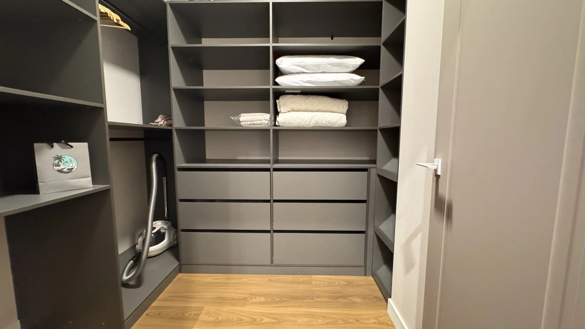 Апартаменты с Изумительным Видом ВыДома в Авторском Квартале Машаров