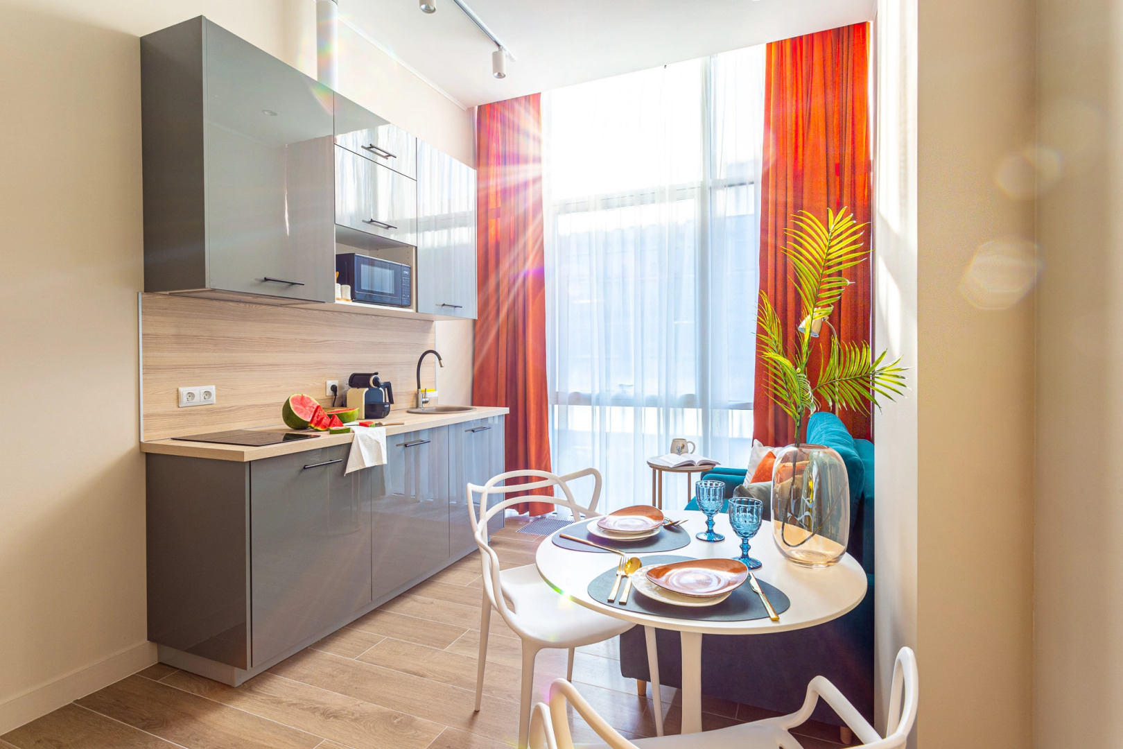 Апартаменты Your Mirror Apart на Навагинской улице