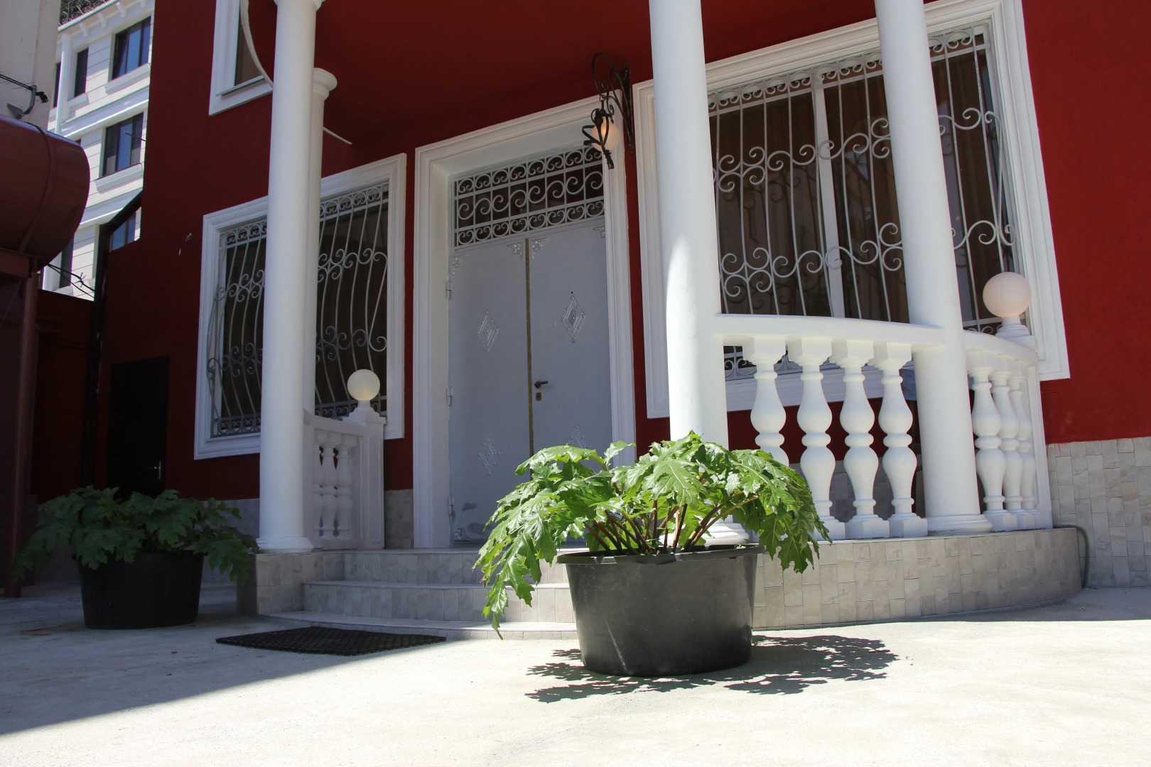 Отель Lara Hotel