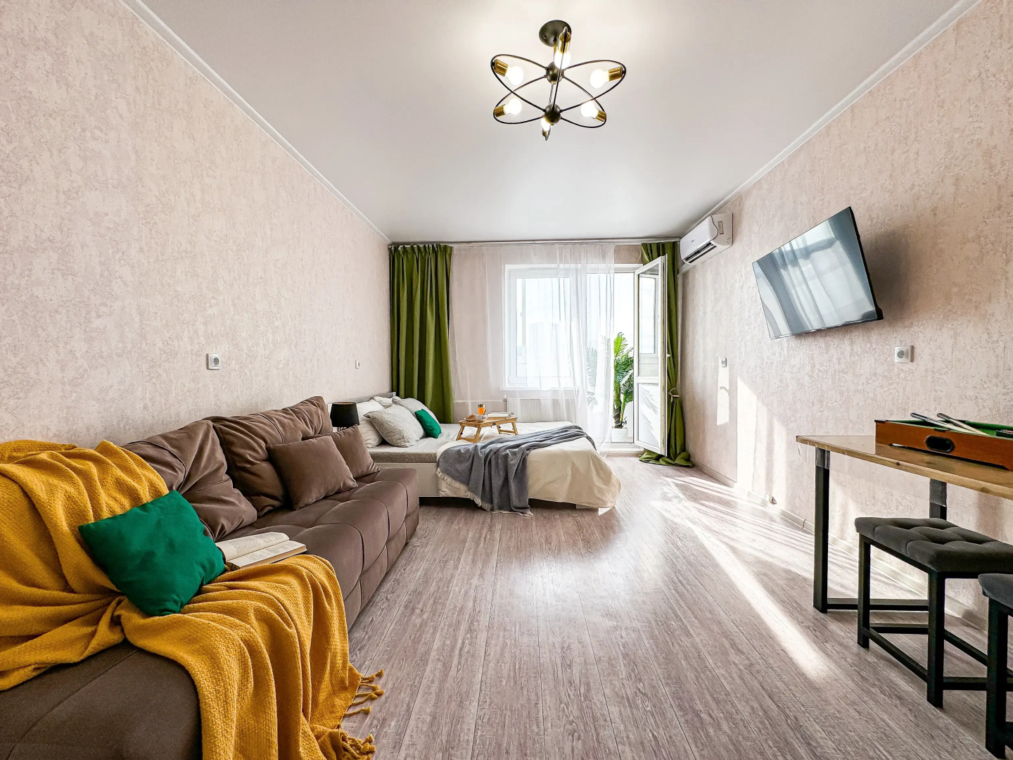 Апартаменты Самый лучший день сегодня у пляжа Алексино