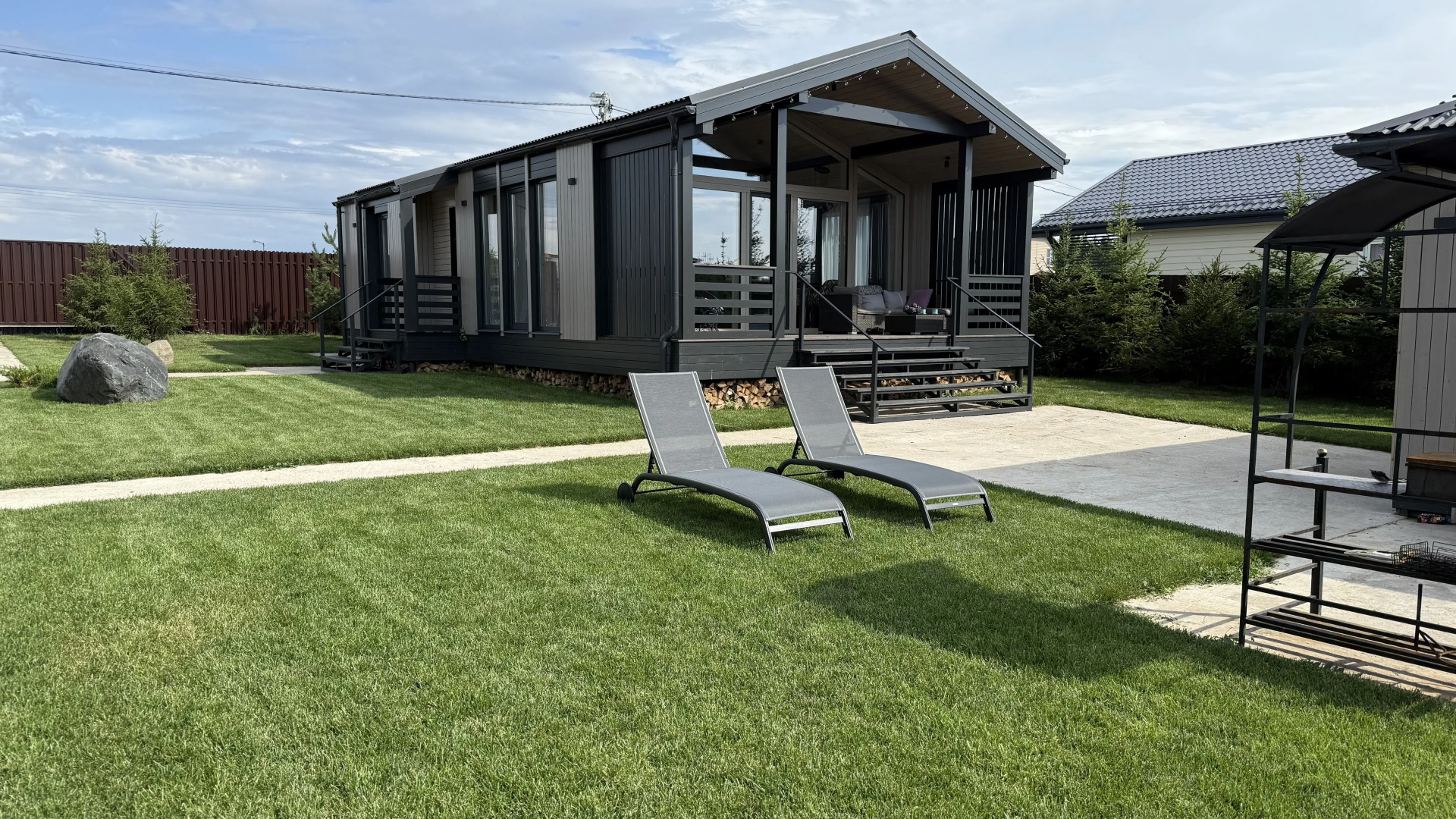 Частный дом Дом с баней, чаном и беседкой