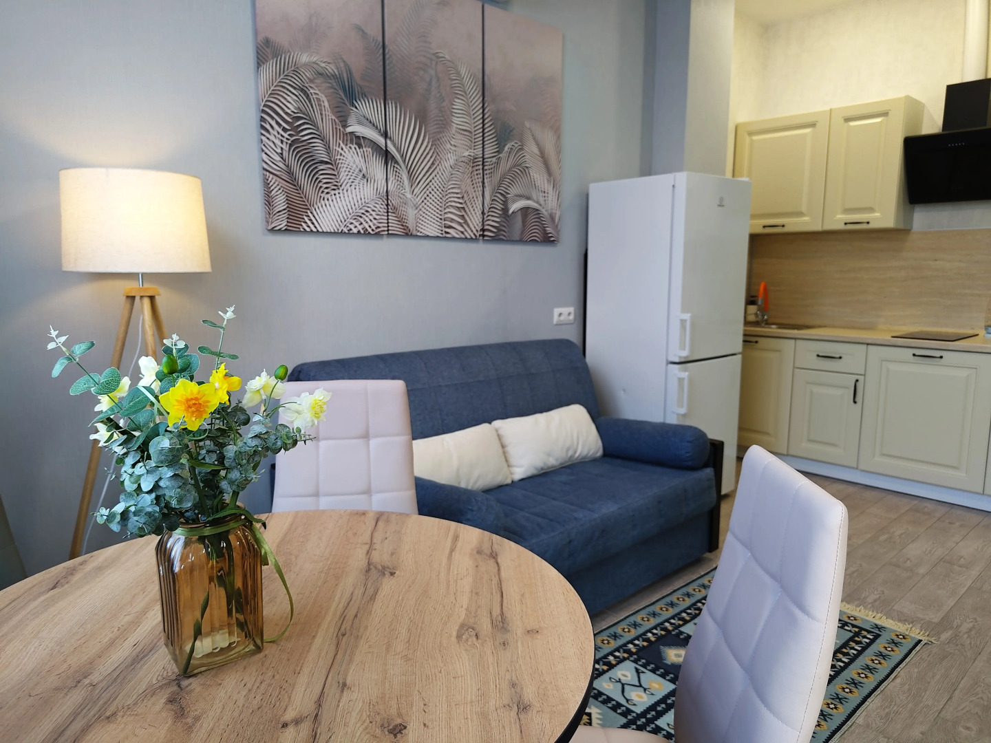 Апартаменты со спальней и кухней, открытый балкон, вид на горы Жить в Горах