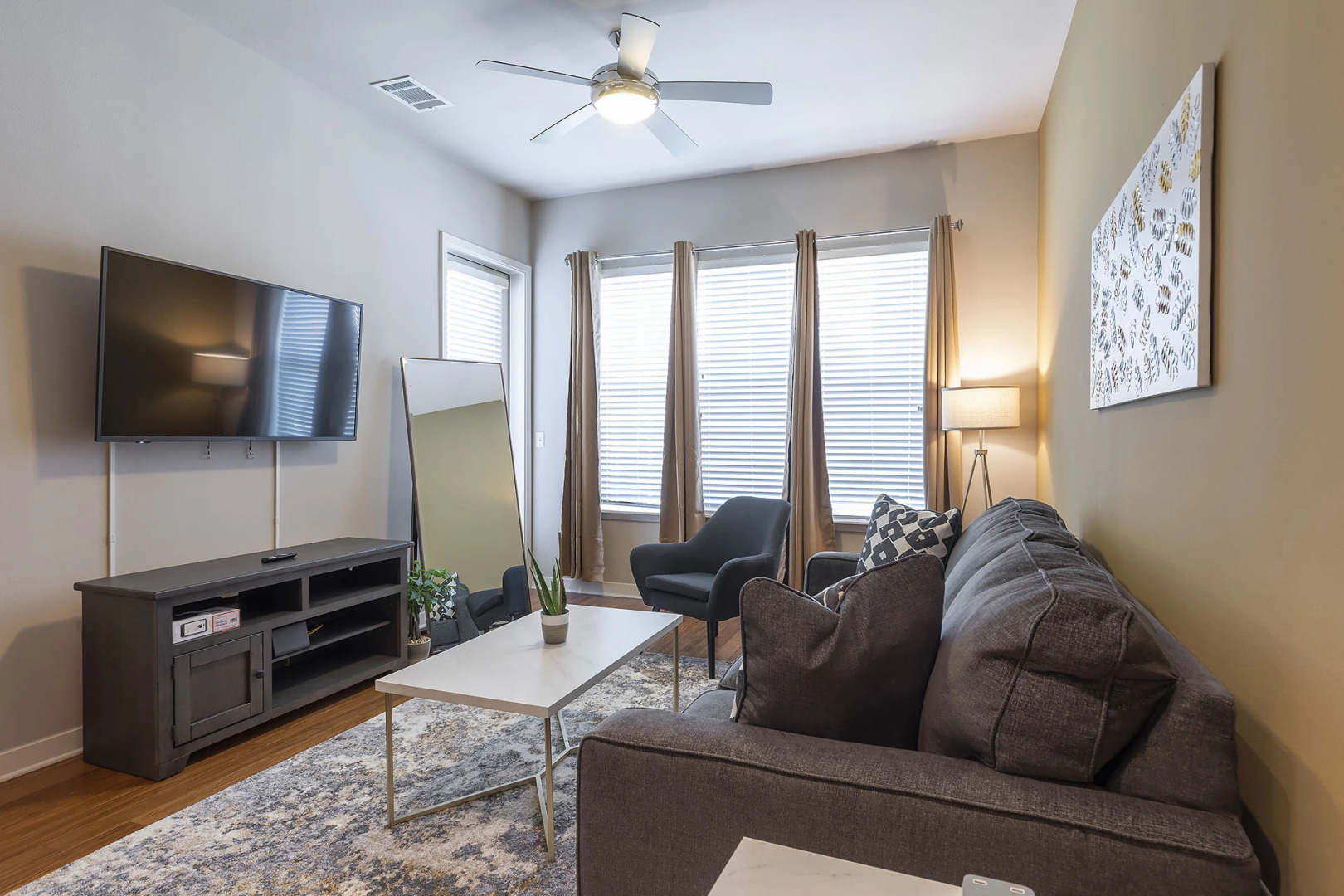 Апарт-отель Elan Med Center 339