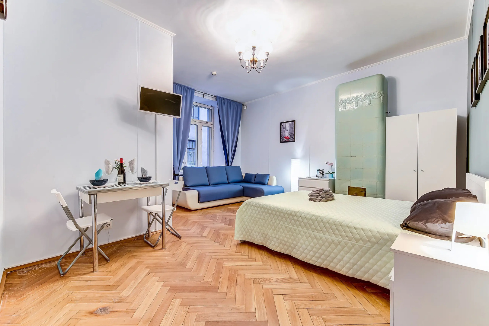 Квартира Gallery apartment
