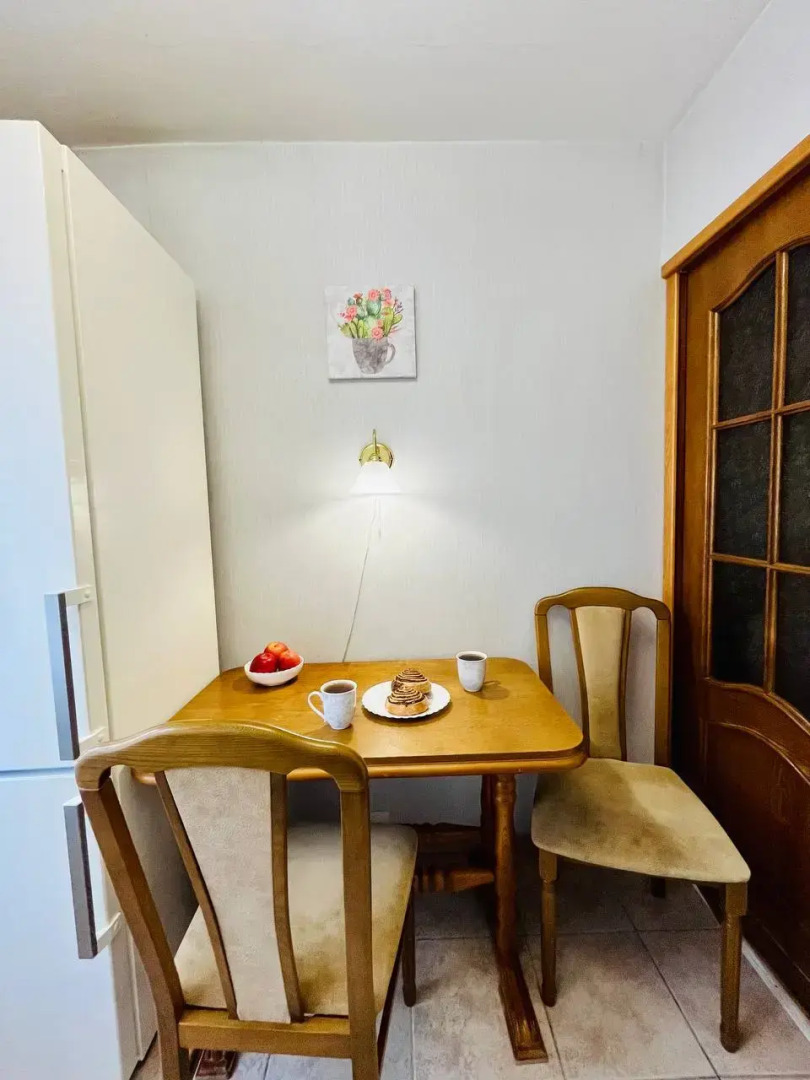 Квартира Уютная 3-x комнaтнaя у мeтрo Aкадемическая