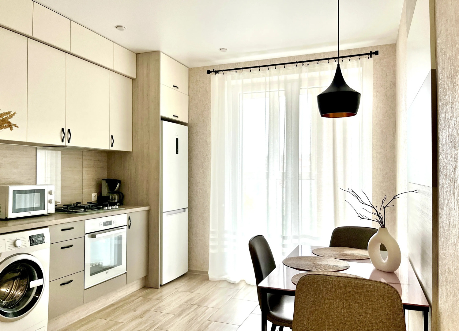 ApartMari Люкс в самом центре на берегу Замкового пруда