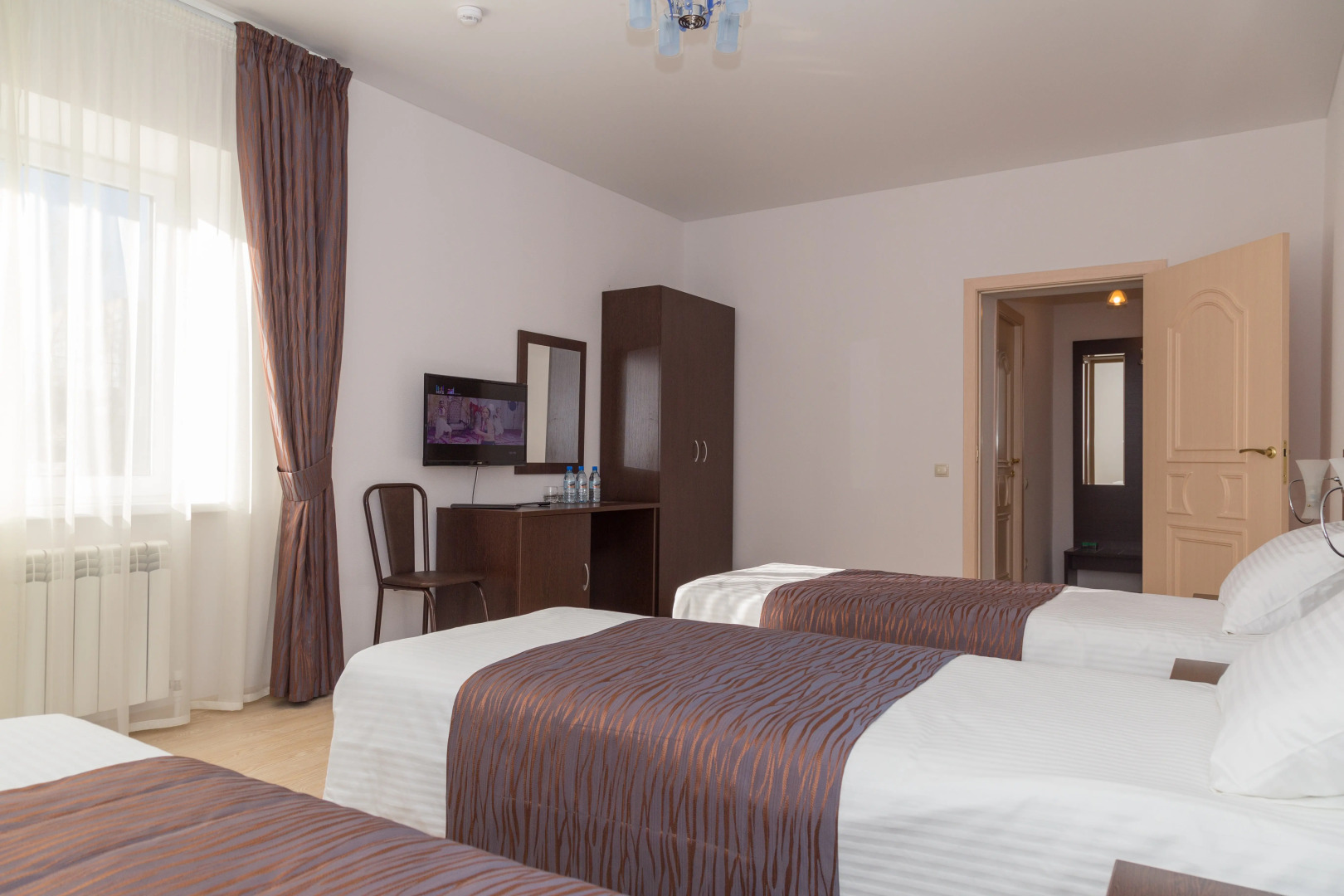 Отель Виктория 3*