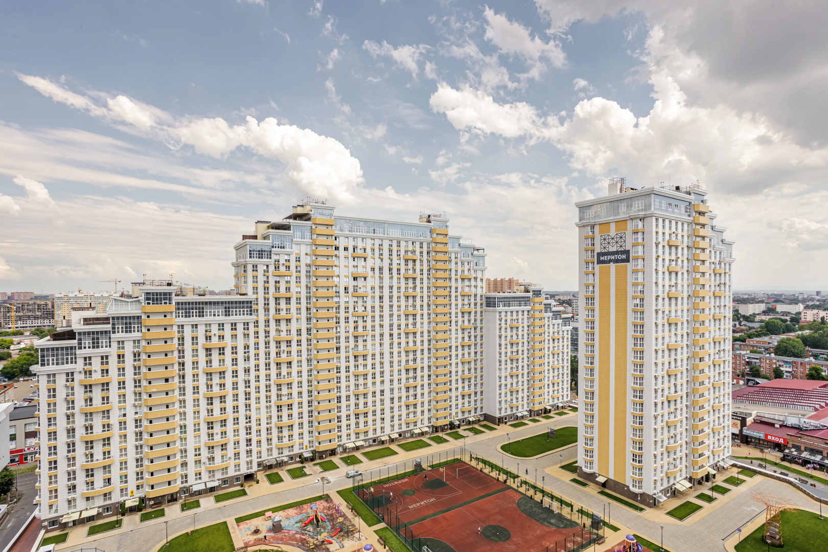 Апартаменты DoMino на Красной