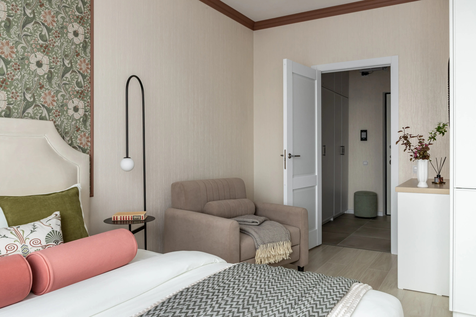 Квартира Moscow Deluxe Apartments Comfy Studio Berzarina