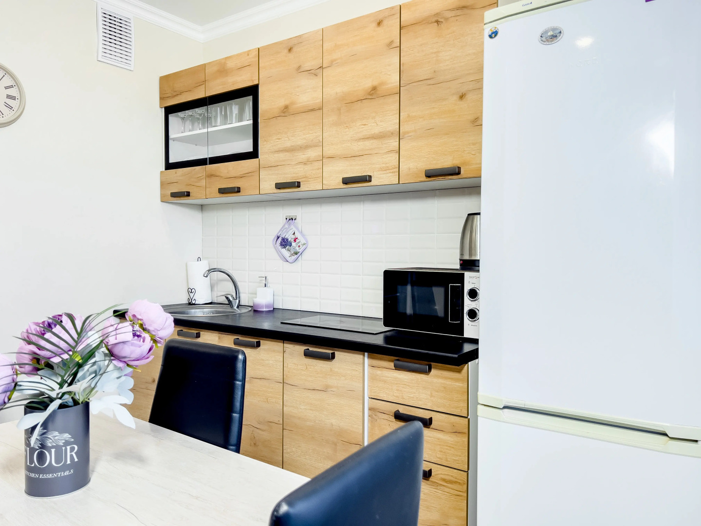 Квартира У нас лучше, чем дома! "еЖИВИка"