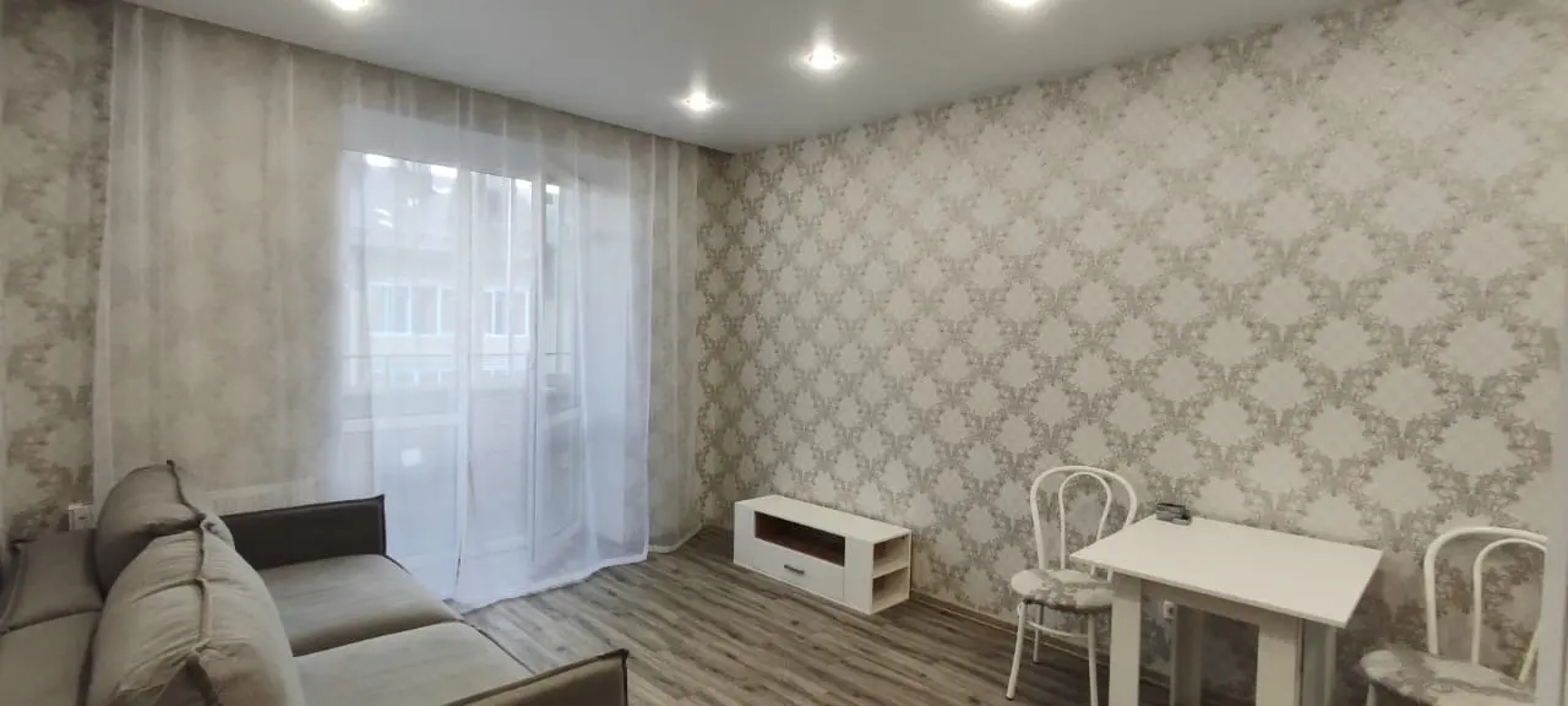 Квартира на Старателей 11/3