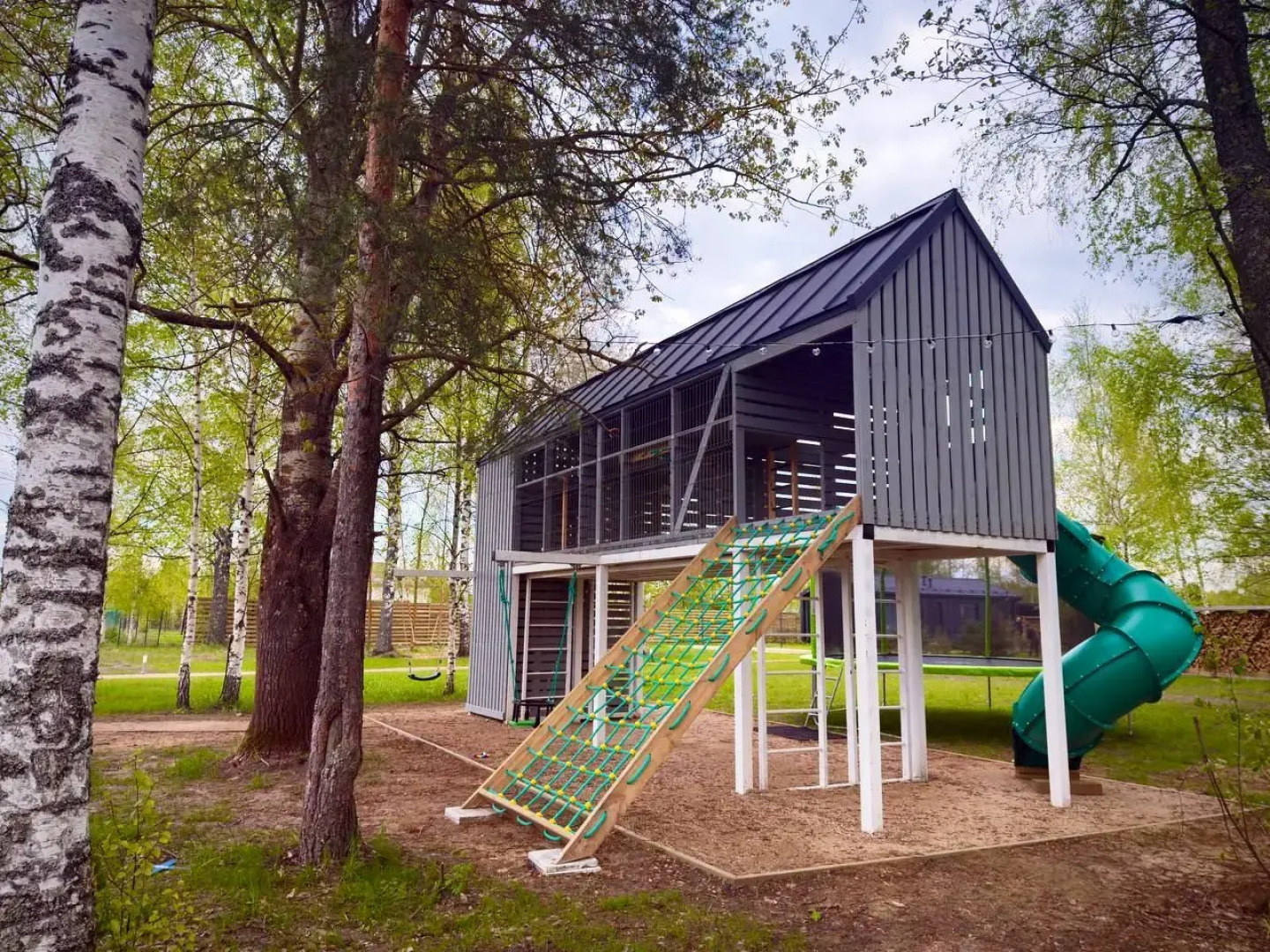 База отдыха Восемь обезьян