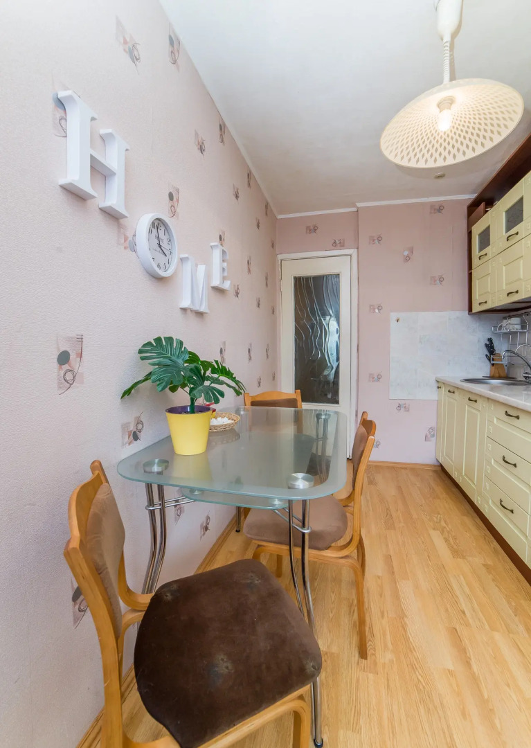 Апартаменты на Индустрии 53