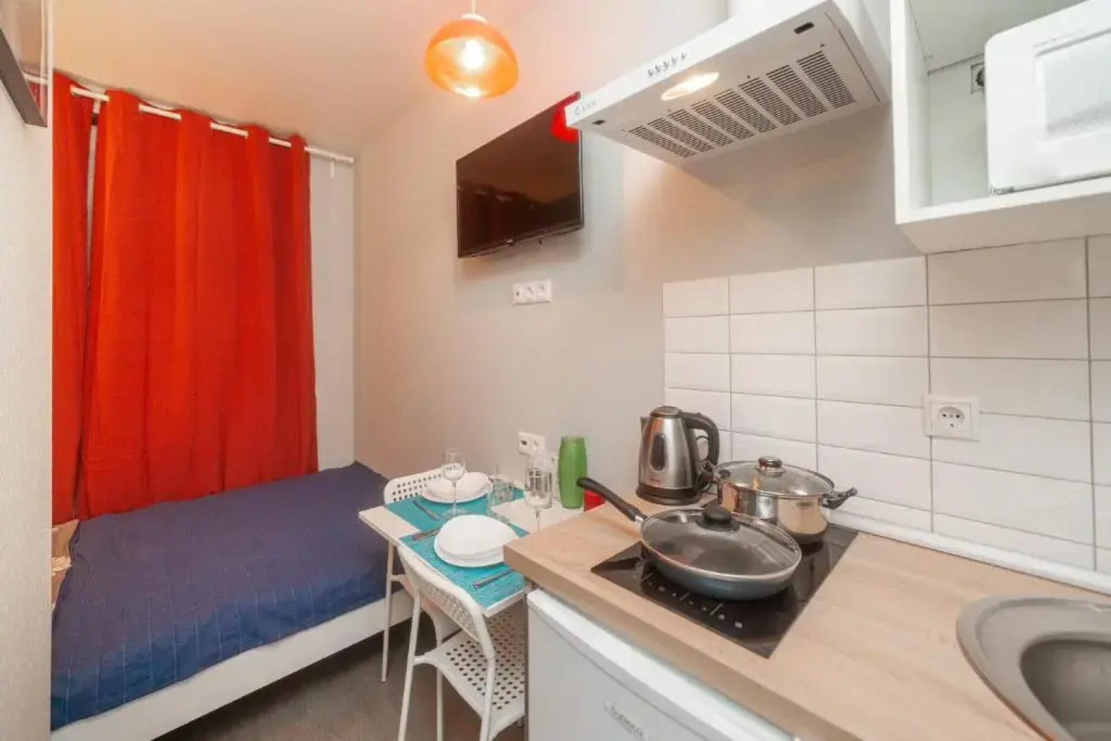 Квартира студия на Бачуринской 12-3