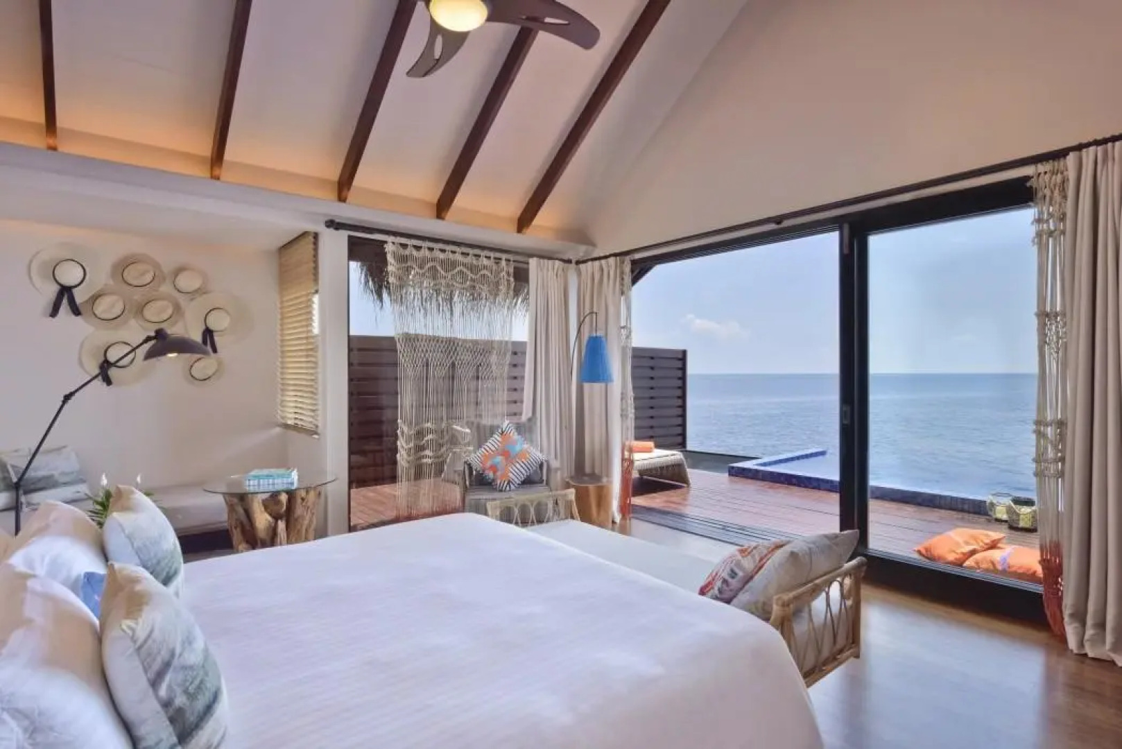 Grand Park Kodhipparu Hotel