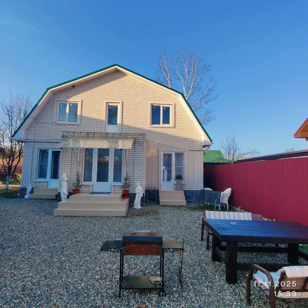 Частный дом Дом у термальных источников 2