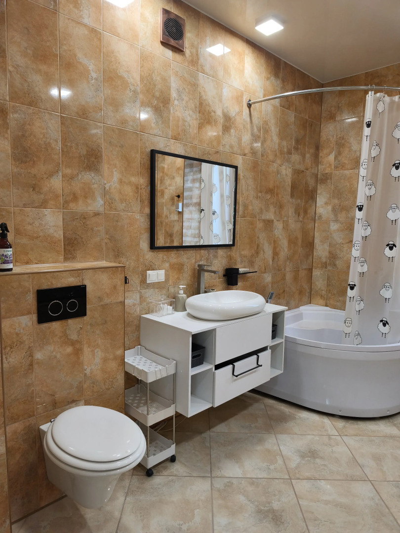 Квартира просторная на Богдана Хмельницкого